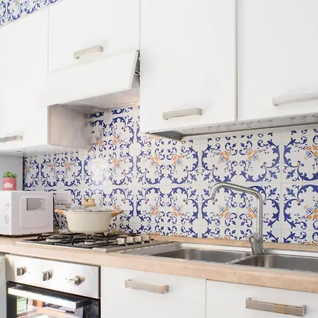 - Louise Apartamento